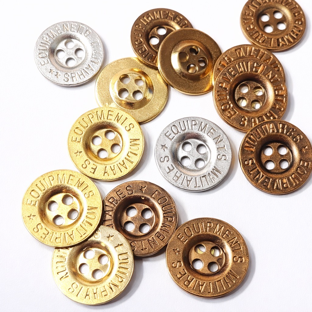 BLAZOR BUTTONS BT 7038 BT 7040 Large 1 3.jpeg